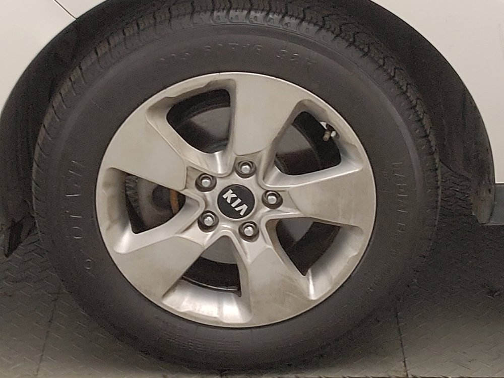 Used 2017 Kia Soul FWD image 31