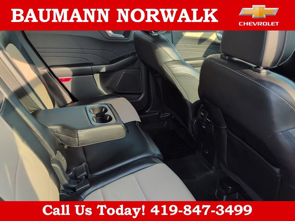 Used 2021 Ford Escape Titanium w/ Titanium Elite Package AWD/4WD image 15
