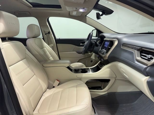 Used 2020 GMC Acadia Denali w/ LPO, Floor Liner Package image 29