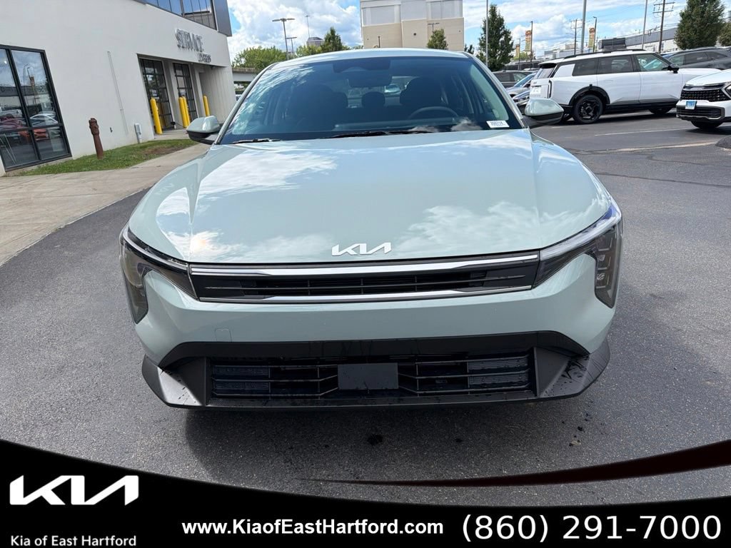 New 2026 Kia K4 FWD image 4