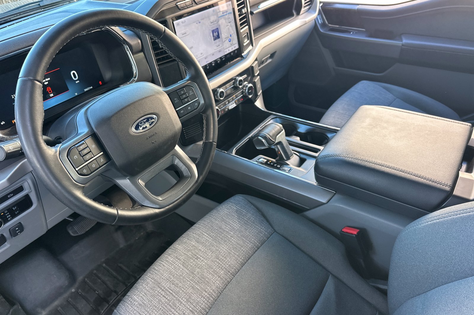 Used 2023 Ford F150 Lightning XLT AWD/4WD image 9