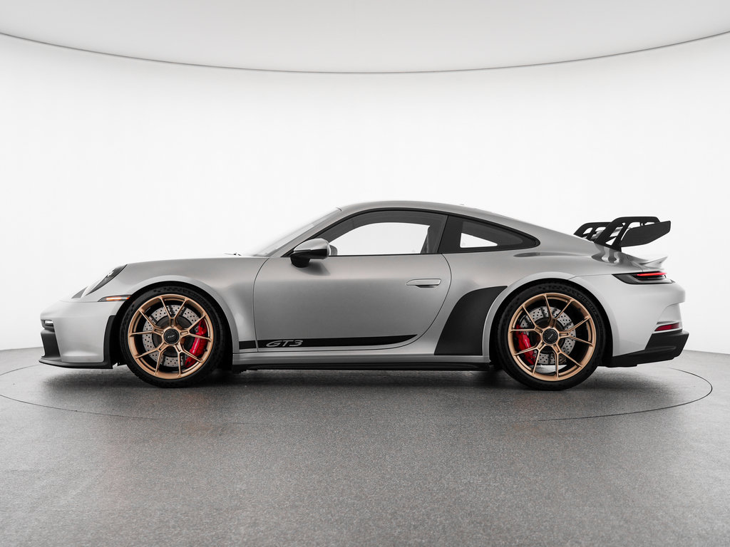 Used 2022 Porsche 911 GT3 RWD image 2