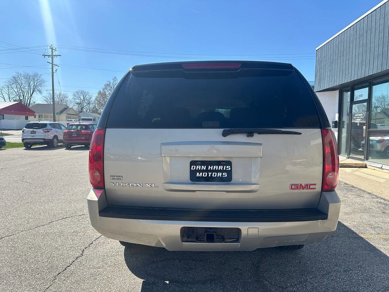 Used 2007 GMC Yukon XL SLE image 9
