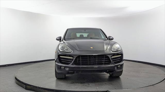 Used 2014 Porsche Cayenne Turbo AWD/4WD image 12