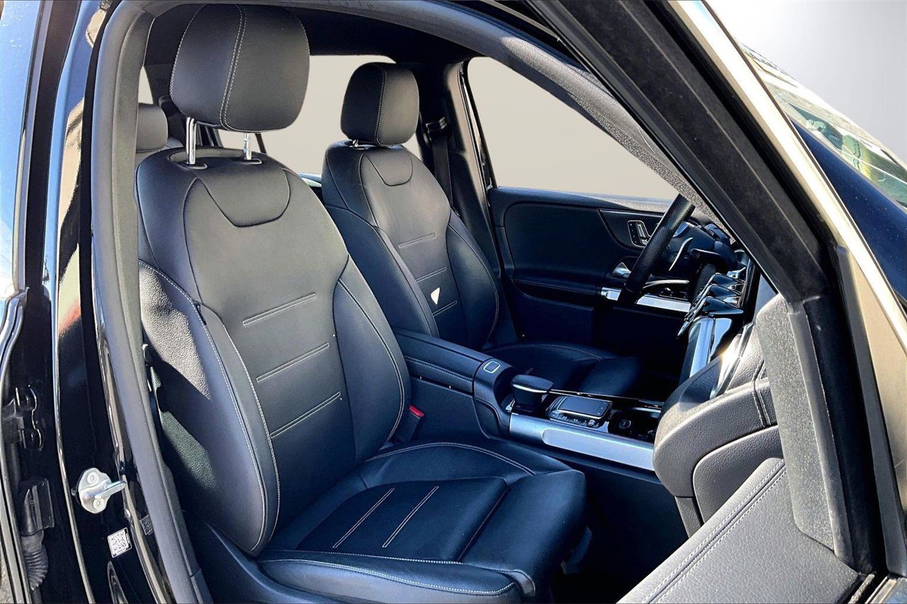 Used 2022 Mercedes-Benz GLB 35 AMG 4MATIC image 22