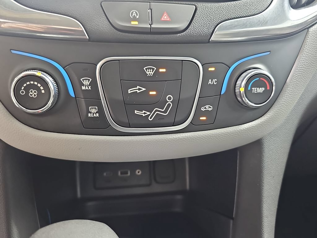 Certified 2024 Chevrolet Equinox LS w/ LS Convenience Package FWD image 27