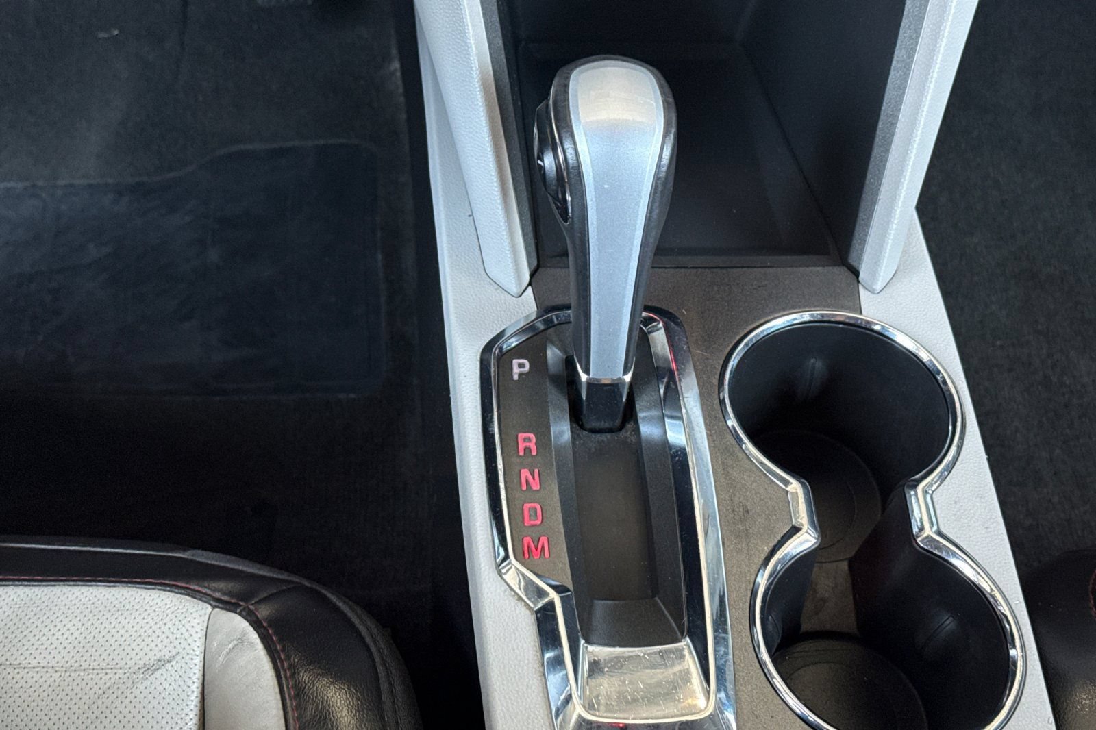 Used 2010 GMC Terrain SLT AWD/4WD image 31