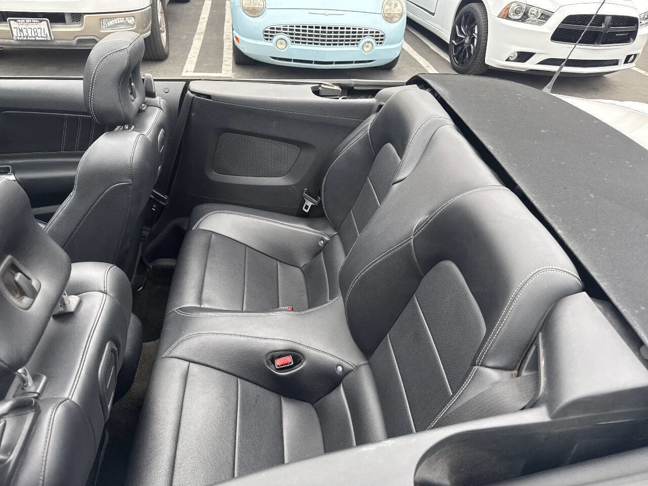 Used 2016 Ford Mustang Premium image 13