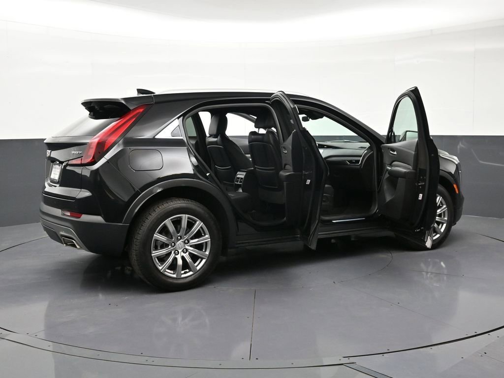 Certified 2023 Cadillac XT4 Premium Luxury w/ Cold Weather Package AWD/4WD image 32