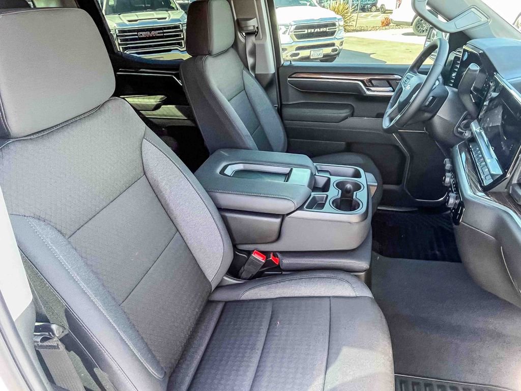 New 2026 Chevrolet Silverado 1500 LT image 15