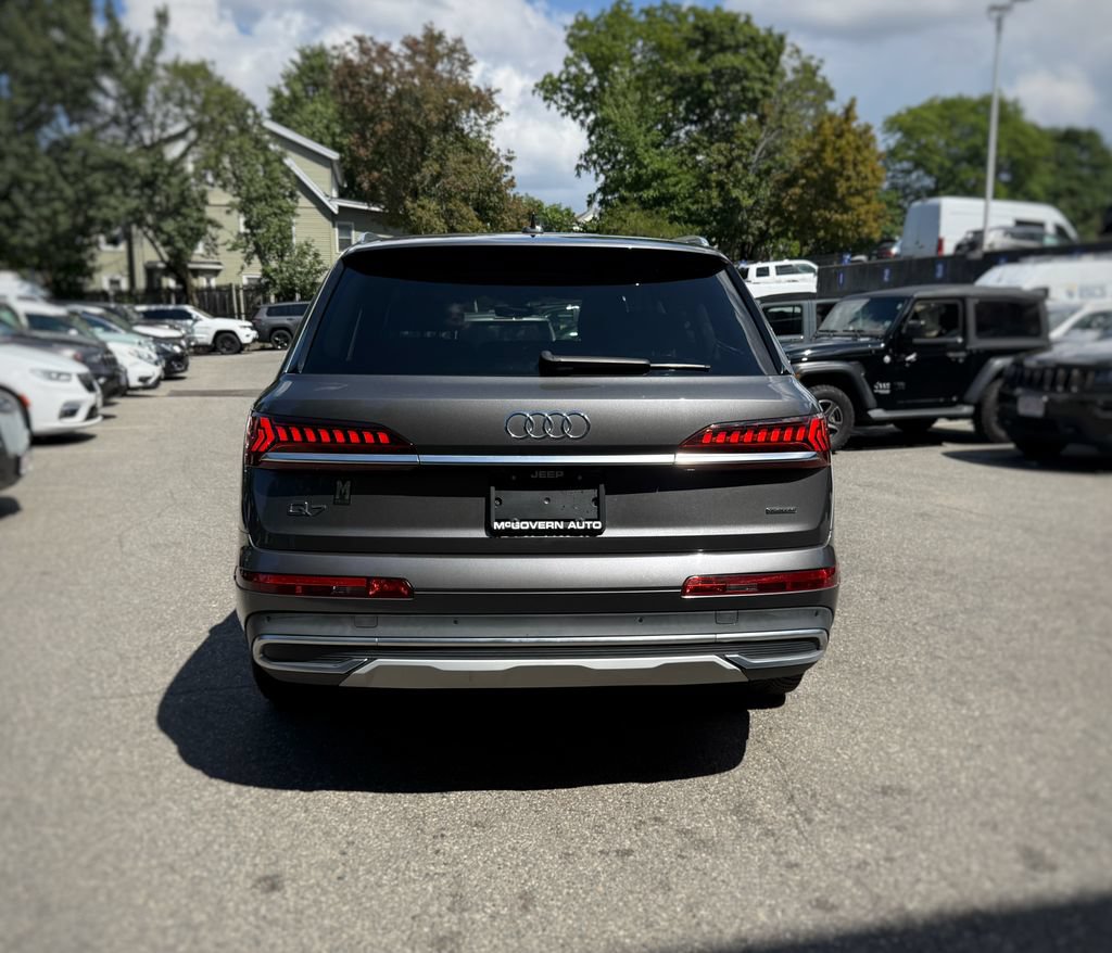 Used 2021 Audi Q7 2.0T Premium Plus w/ Premium Plus Package AWD/4WD image 10