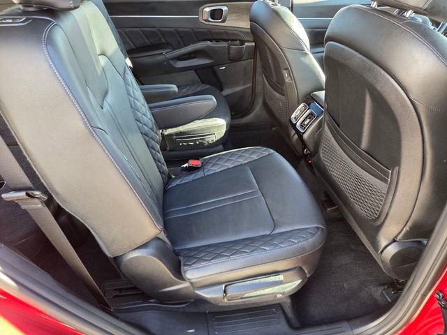 Used 2023 Kia Sorento SX Prestige image 14