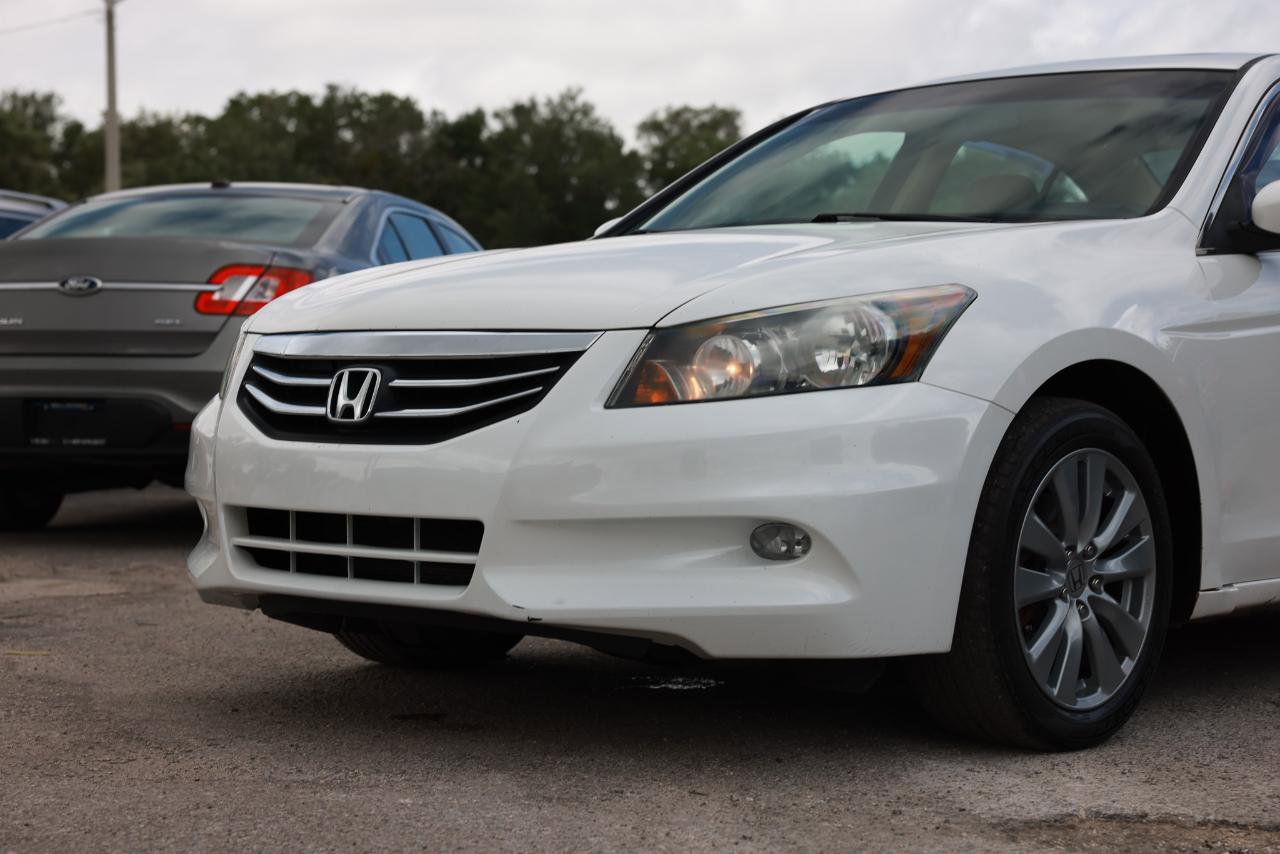 Used 2011 Honda Accord EX-L image 25