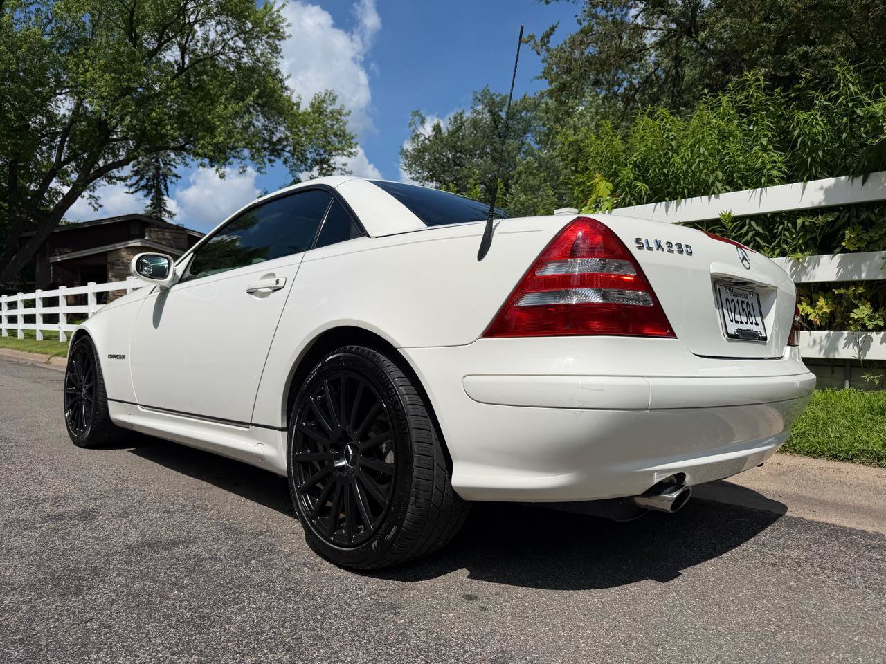 Used 2004 Mercedes-Benz SLK 230 image 12