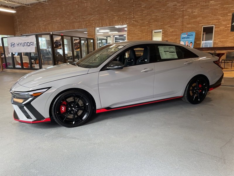 New 2025 Hyundai Elantra N image 4