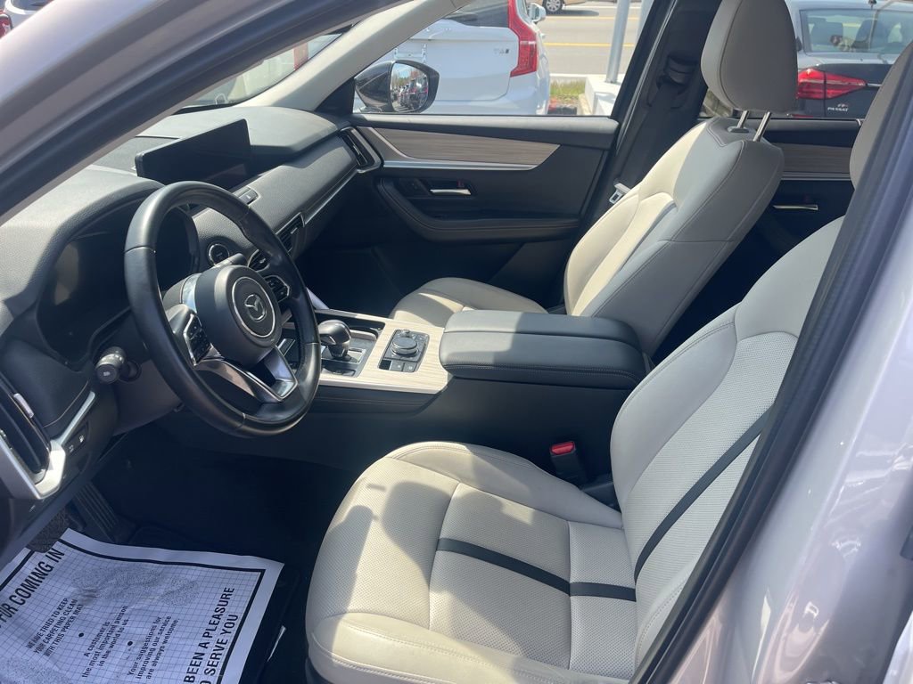 Used 2025 MAZDA CX-90 Plug-In Hybrid w/Premium Sport image 16