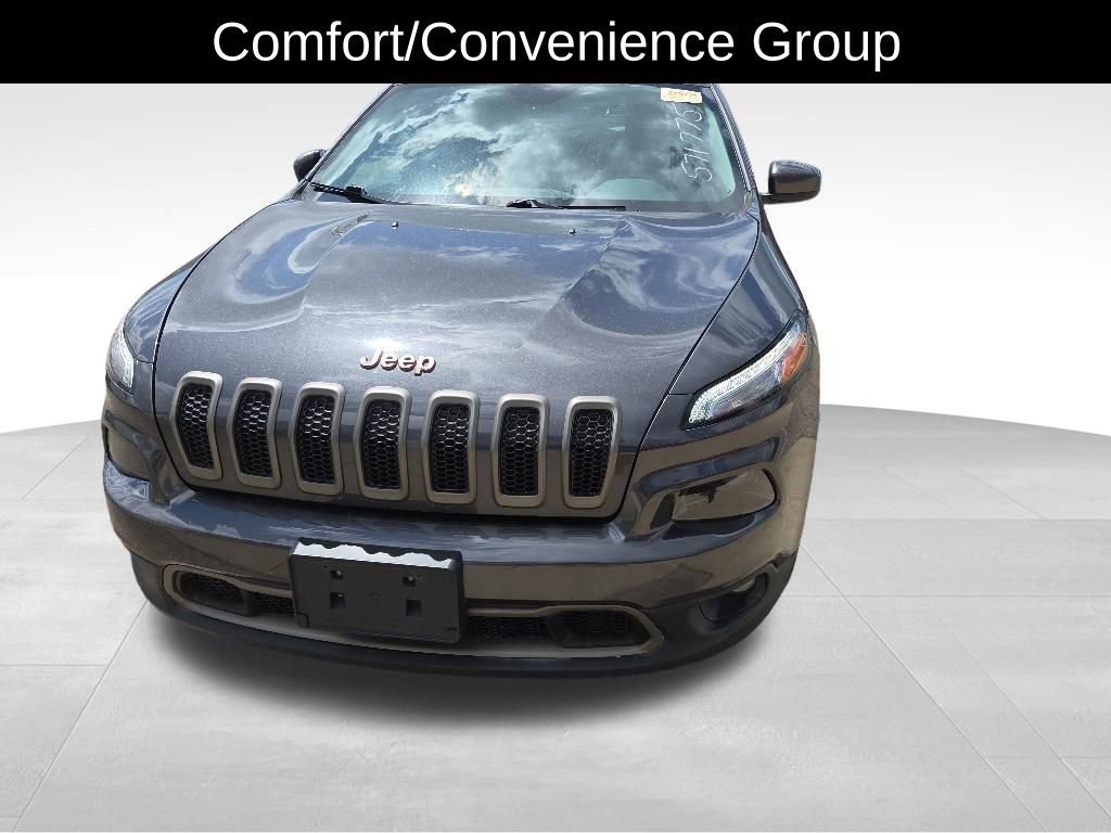Used 2017 Jeep Cherokee Latitude FWD image 8