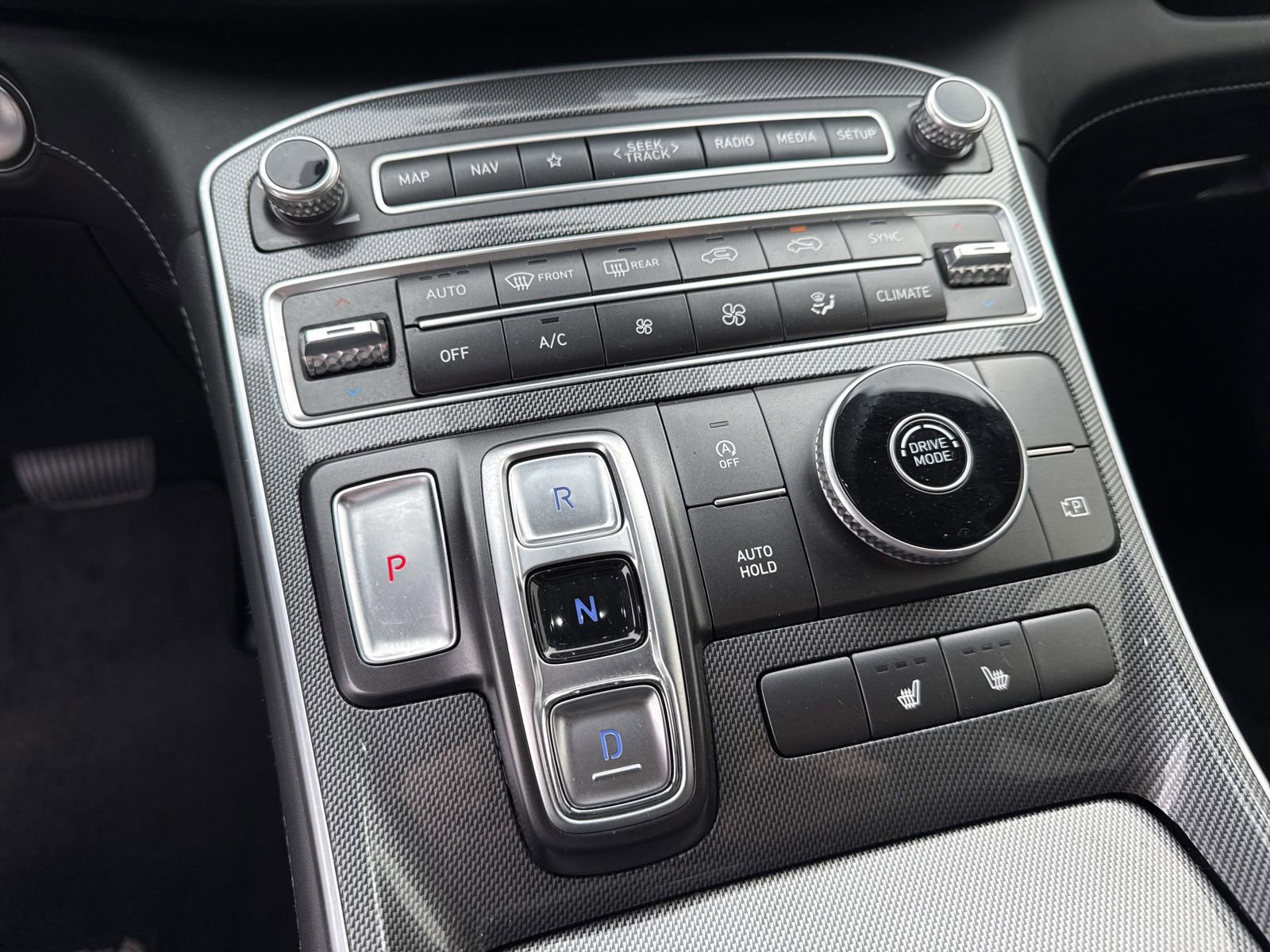 Certified 2022 Hyundai Santa Fe SEL w/ Convenience + Premium Package image 24