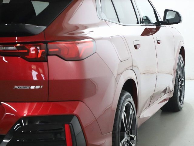 Certified 2025 BMW X2 xDrive28i w/ Technology Package AWD/4WD image 48