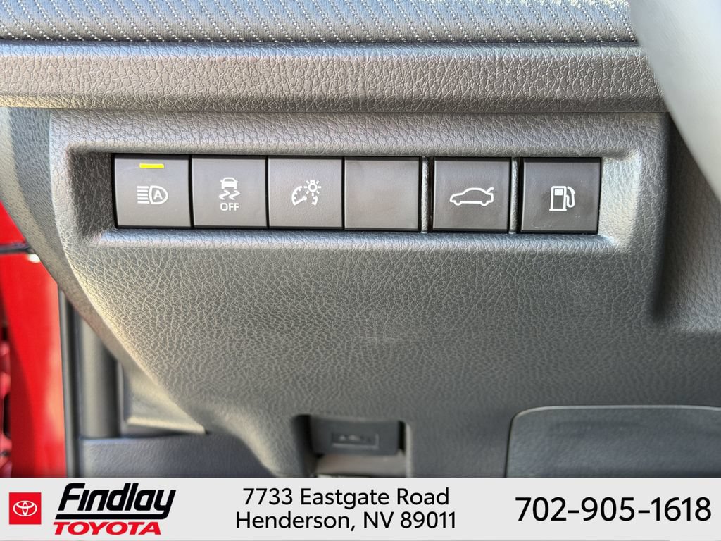 Certified 2026 Toyota Camry Hybrid w/ Convenience Package AWD/4WD image 22