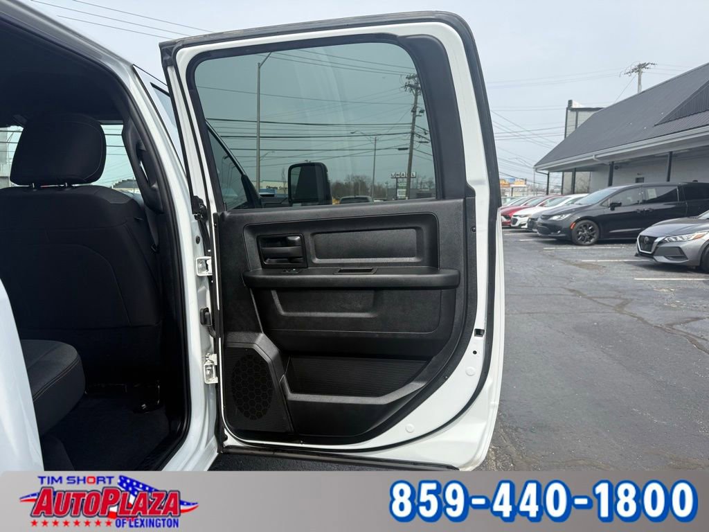 Used 2024 RAM 3500 Tradesman image 21