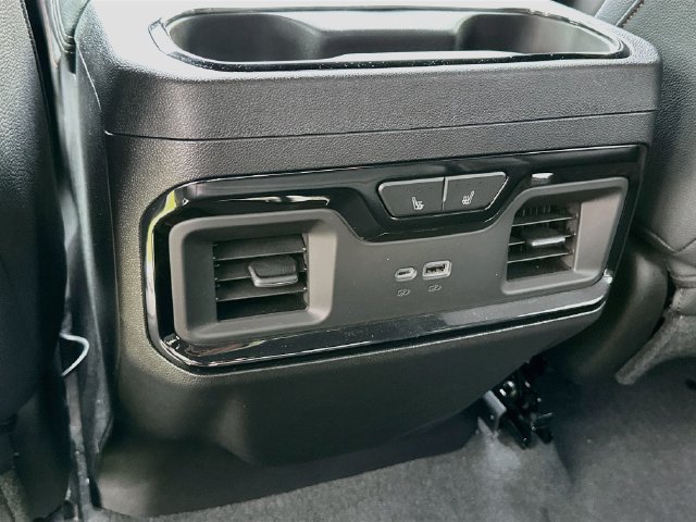 Used 2022 GMC Sierra 1500 AT4 w/ AT4 Premium Package AWD/4WD image 31