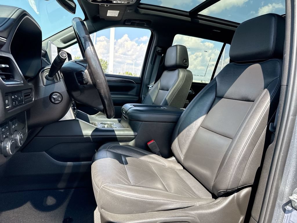 Used 2021 Chevrolet Tahoe Z71 w/ Luxury Package AWD/4WD image 11