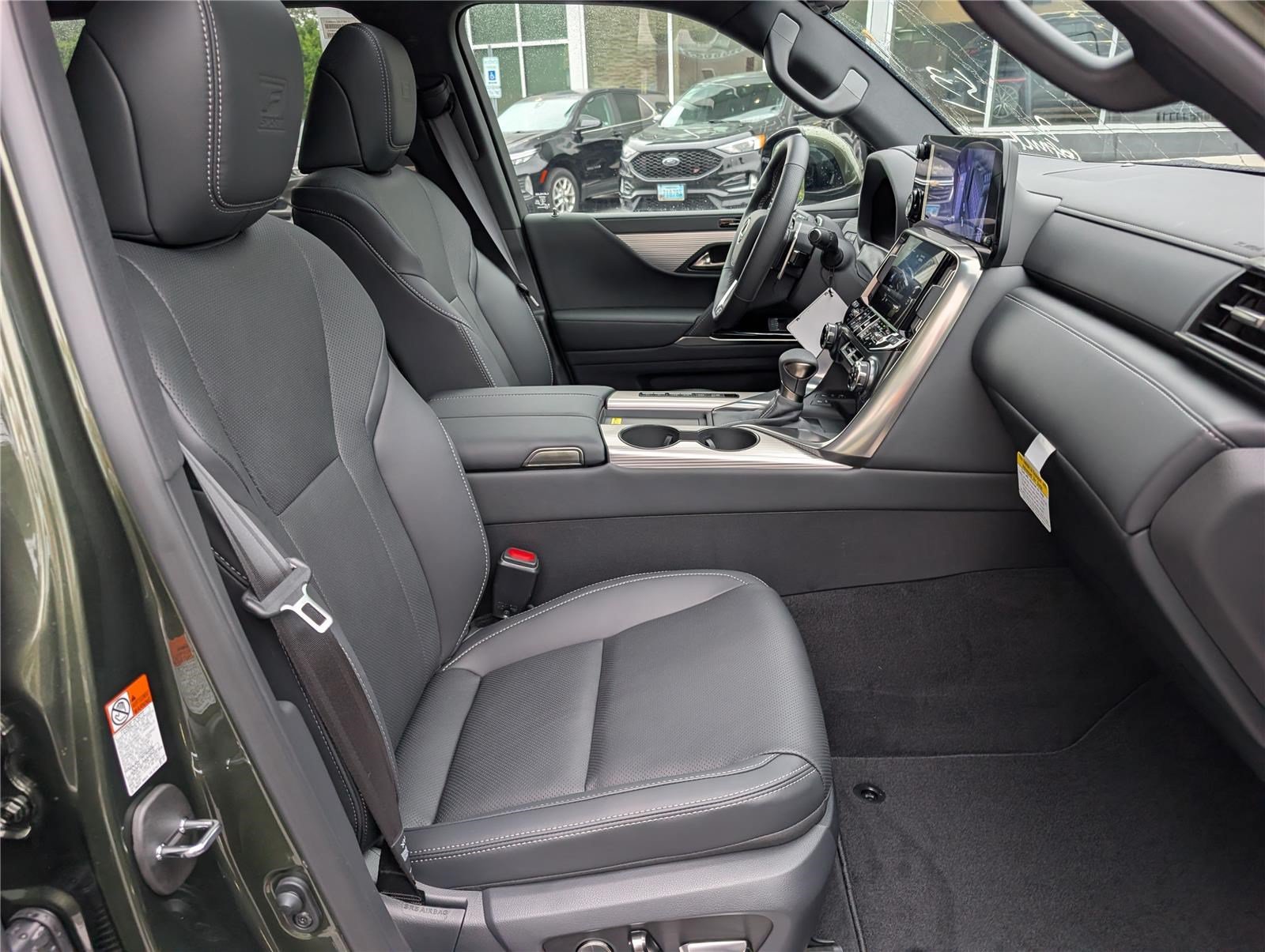 New 2026 Lexus LX 600 F Sport w/ Accessory Package (2T) AWD/4WD image 8