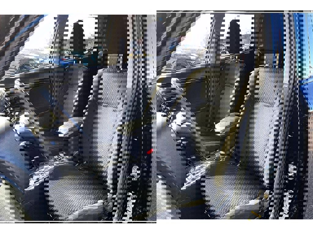 Used 2020 Mitsubishi Outlander ES image 27