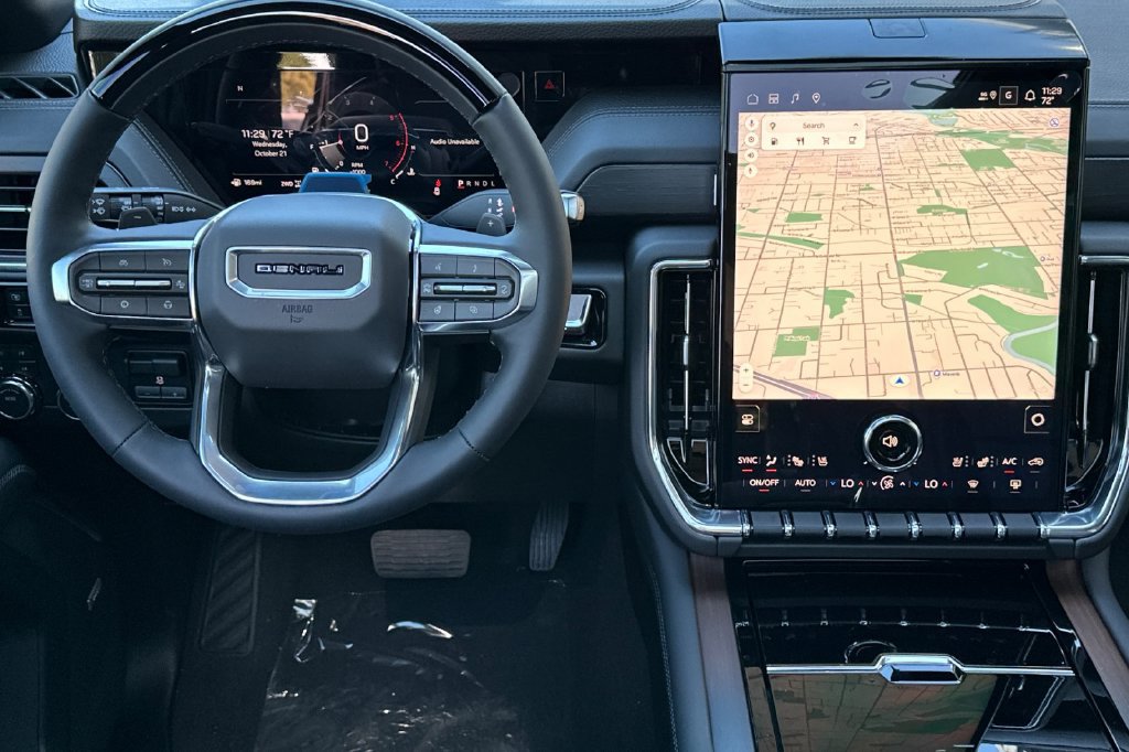 New 2027 GMC Yukon Denali w/ Advanced Technology Package AWD/4WD image 17