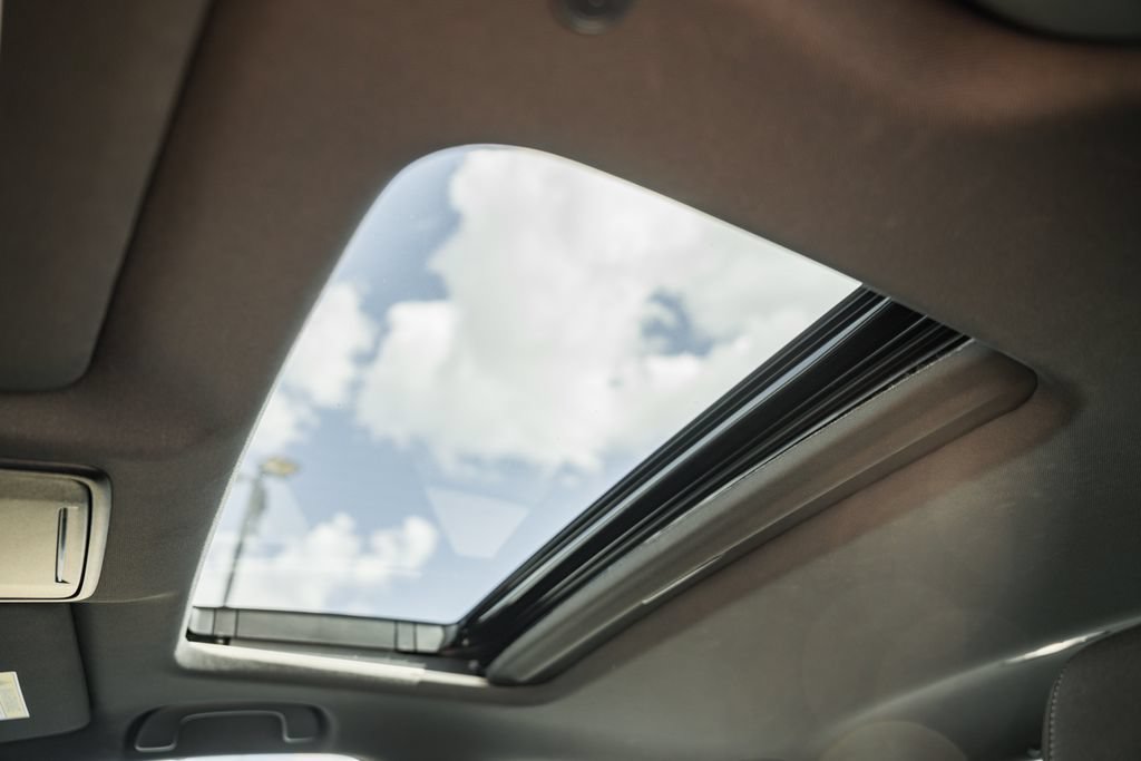 Used 2025 Honda Accord Sport image 39