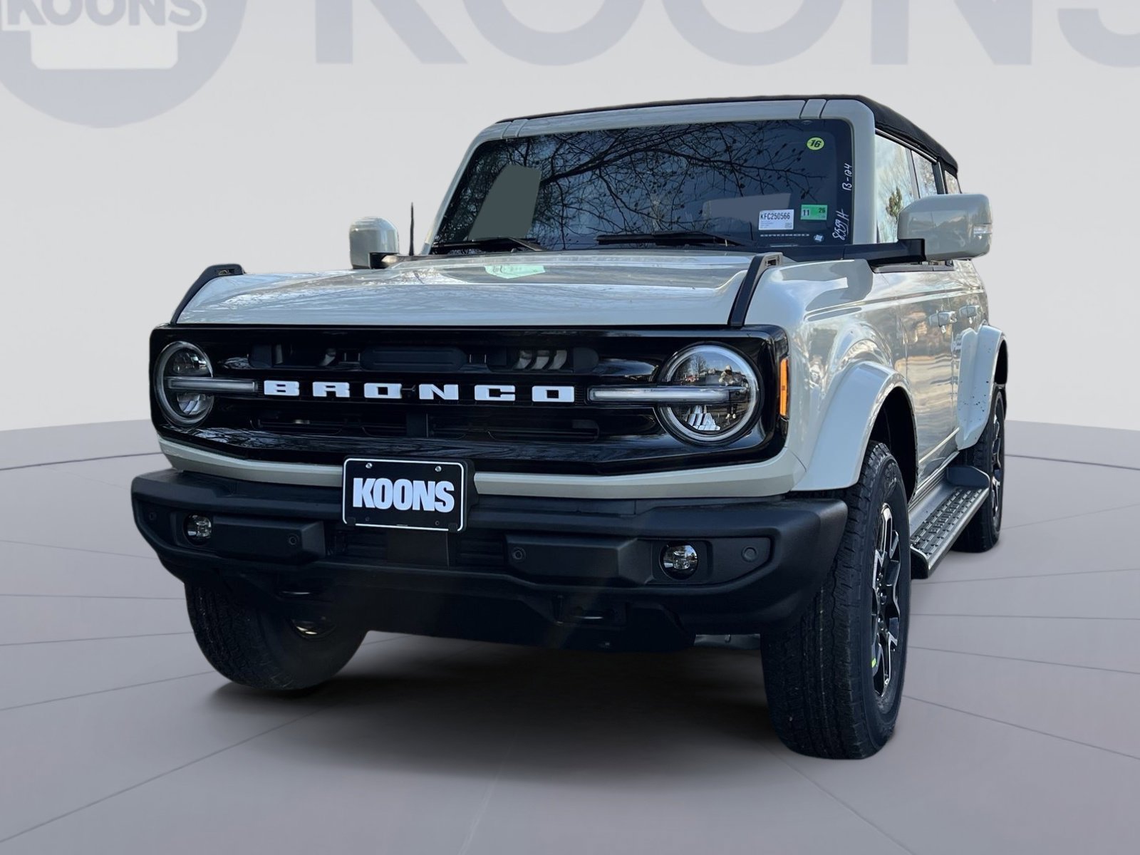 New 2025 Ford Bronco Outer Banks