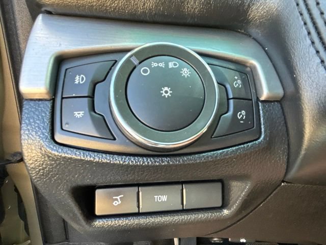 Used 2017 Ford Explorer Platinum AWD/4WD image 13