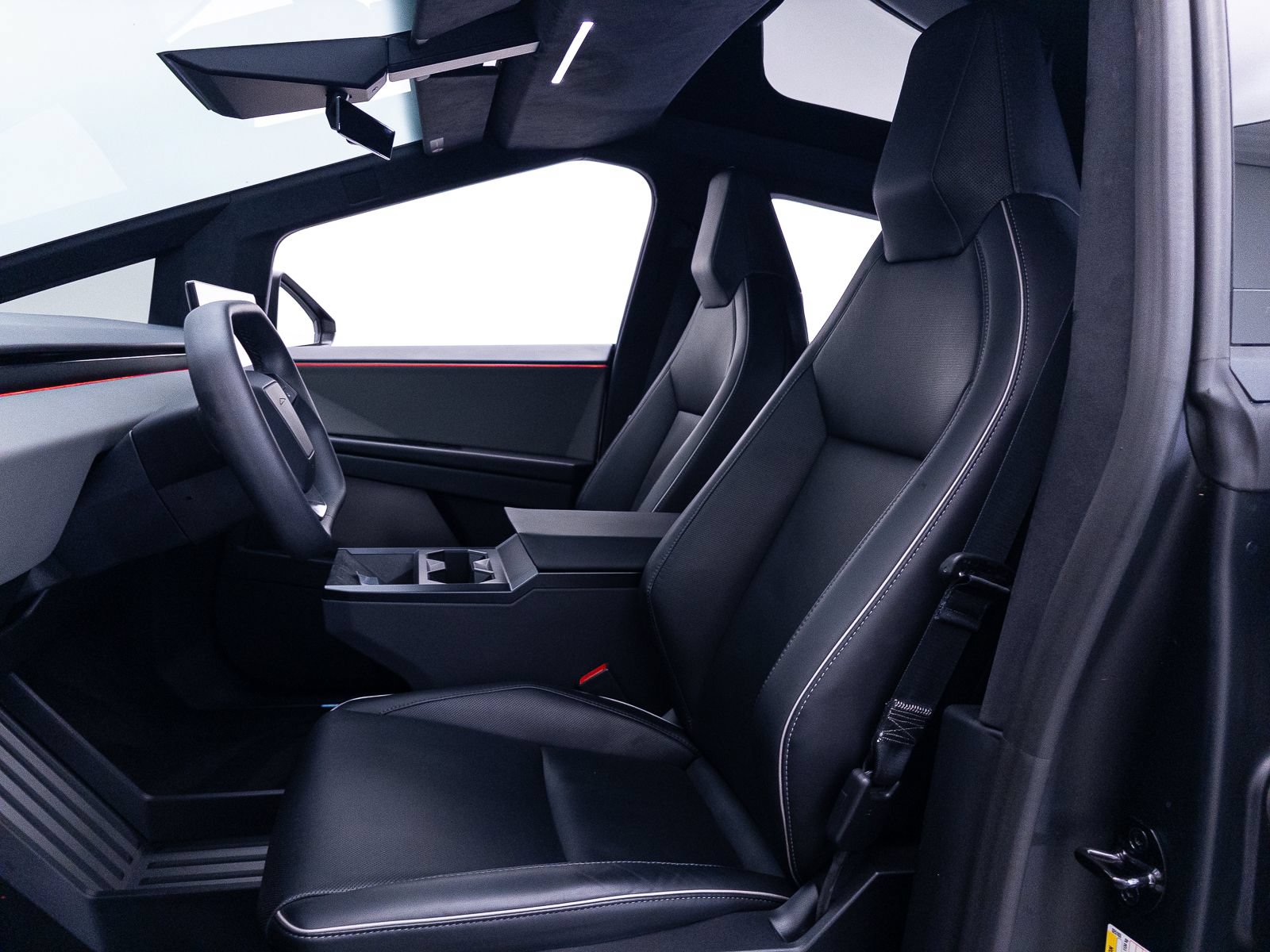 Used 2024 Tesla Cybertruck AWD Crew Cab image 19