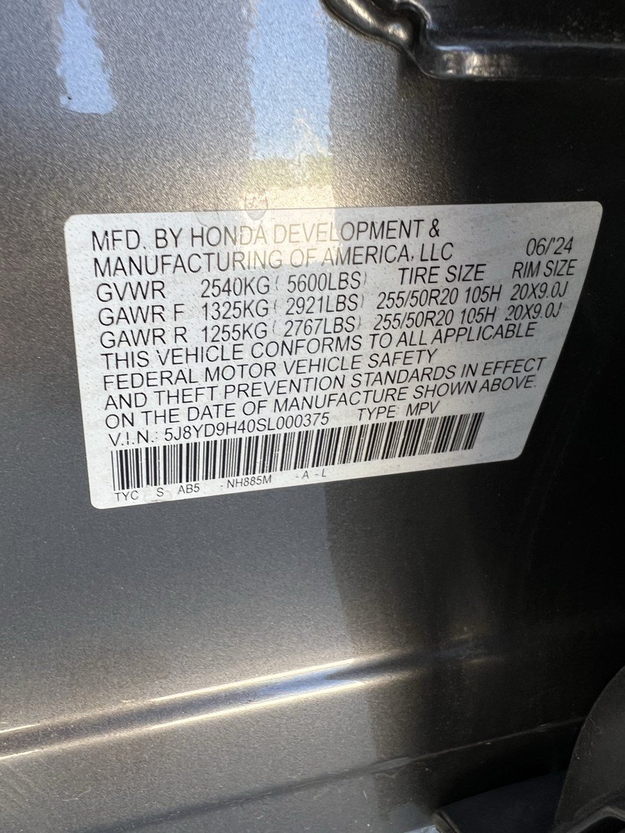 Certified 2025 Acura MDX w/ Technology Package FWD image 37