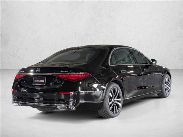 New 2026 Mercedes-Benz S 580e 4MATIC Sedan image 2