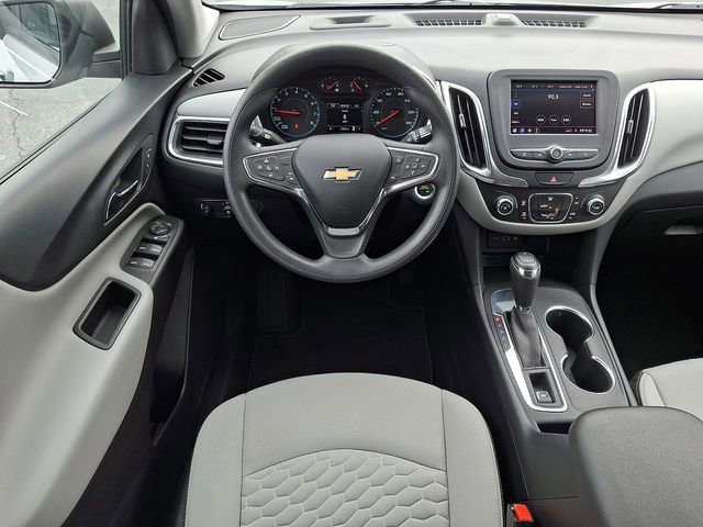 Certified 2021 Chevrolet Equinox LS w/ LS Convenience Package FWD image 11