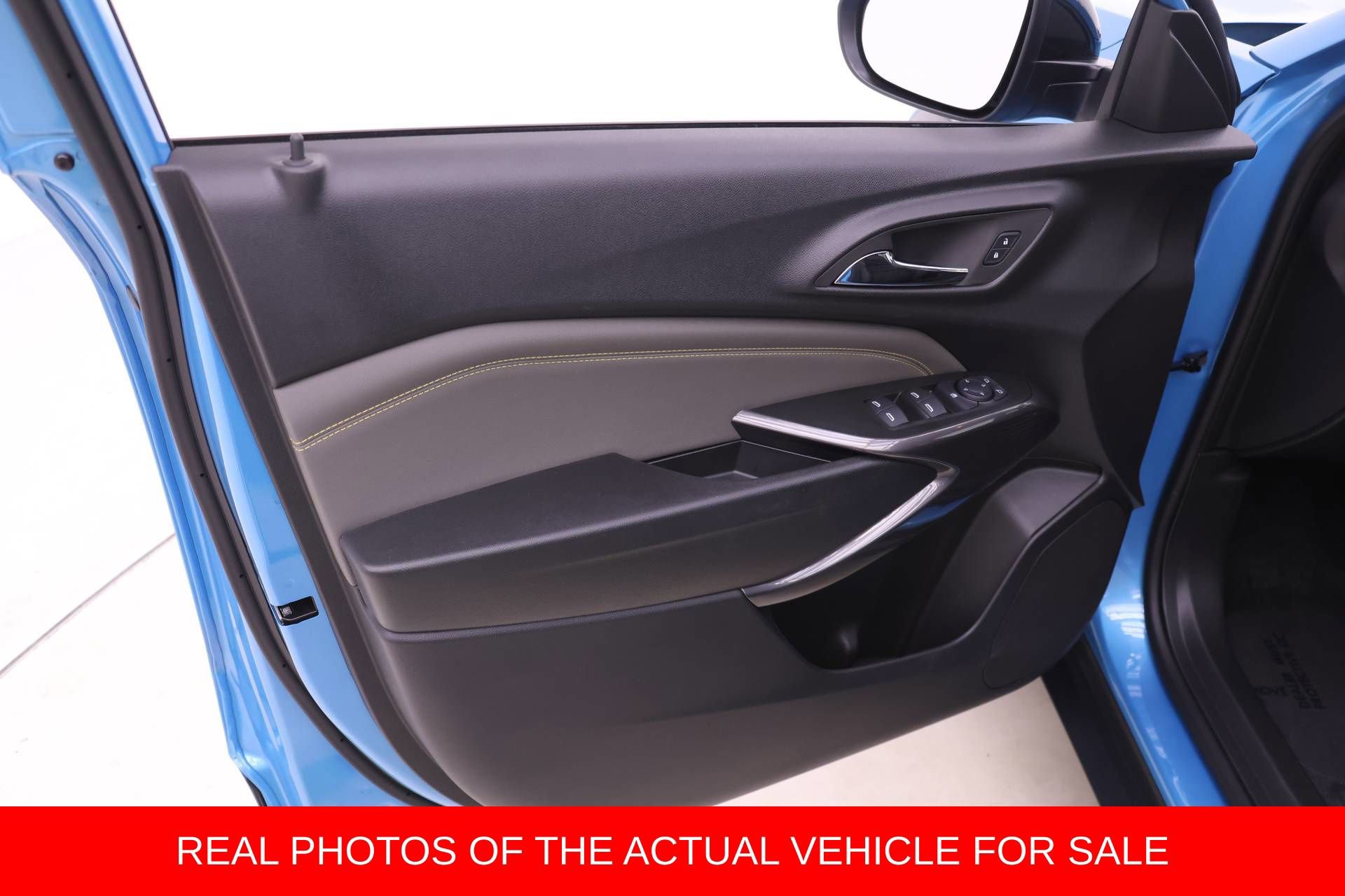 Used 2025 Chevrolet Trax ACTIV w/ Driver Confidence Package image 9