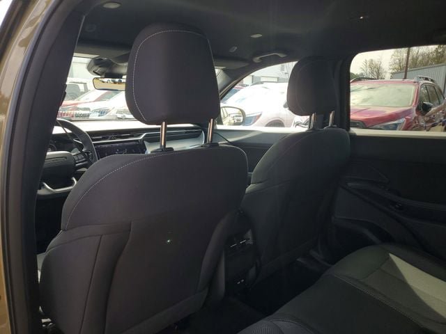 New 2026 Jeep Cherokee Laredo AWD/4WD image 12