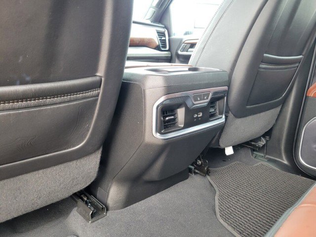 Used 2024 GMC Sierra 2500 Denali Ultimate AWD/4WD image 32