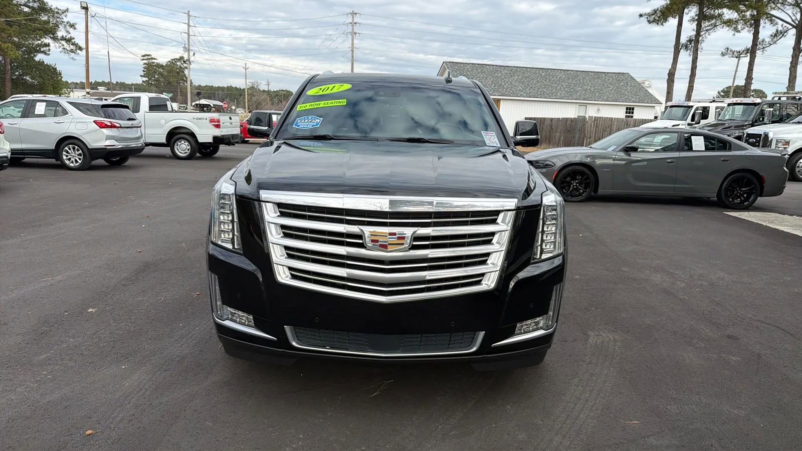 Used 2017 Cadillac Escalade Platinum image 4