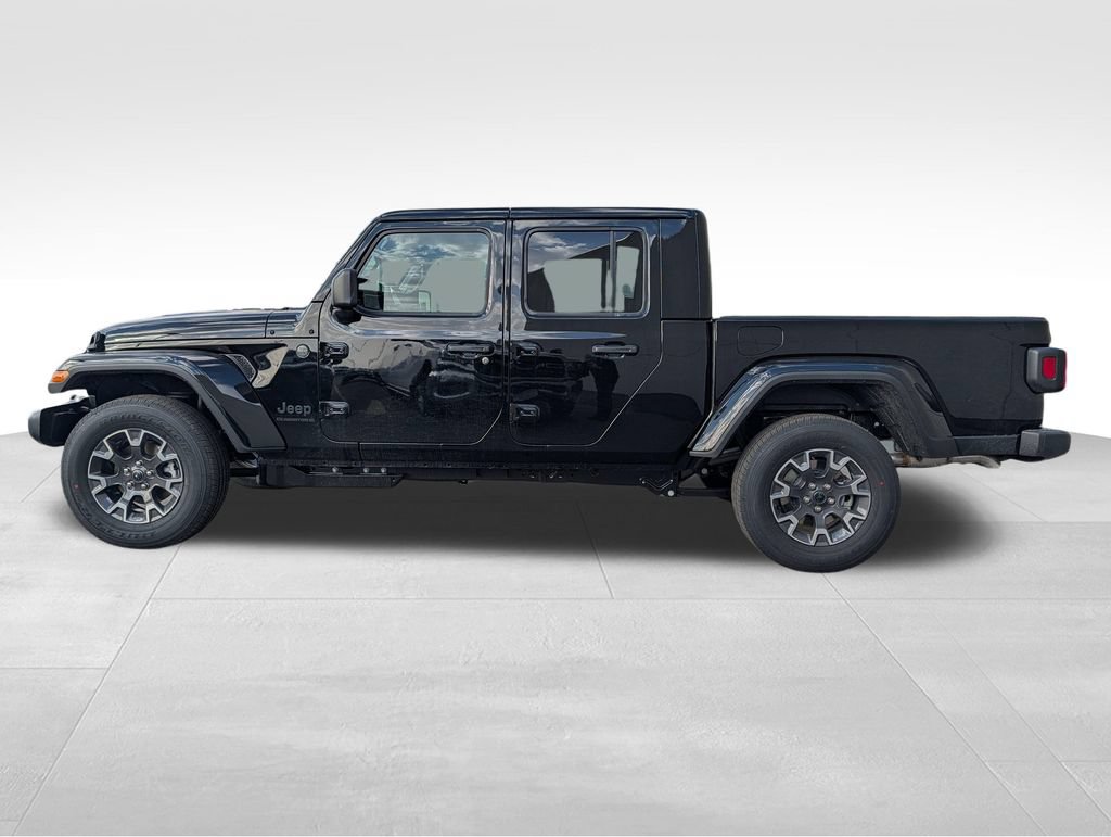 New 2026 Jeep Gladiator Sport AWD/4WD image 3