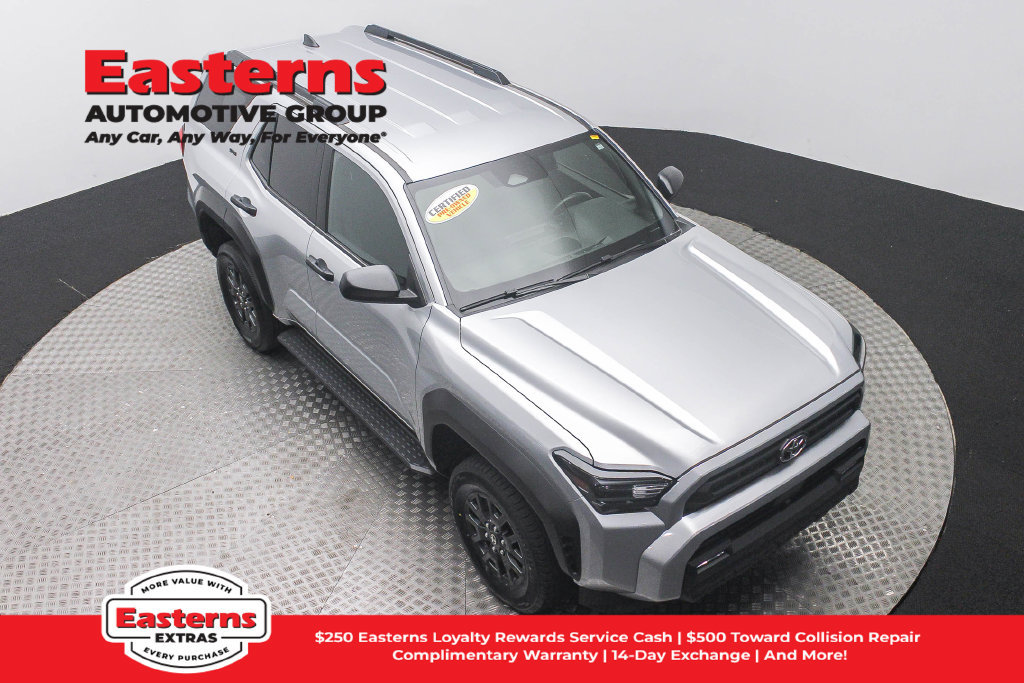 Used 2025 Toyota 4Runner SR5 AWD/4WD image 4