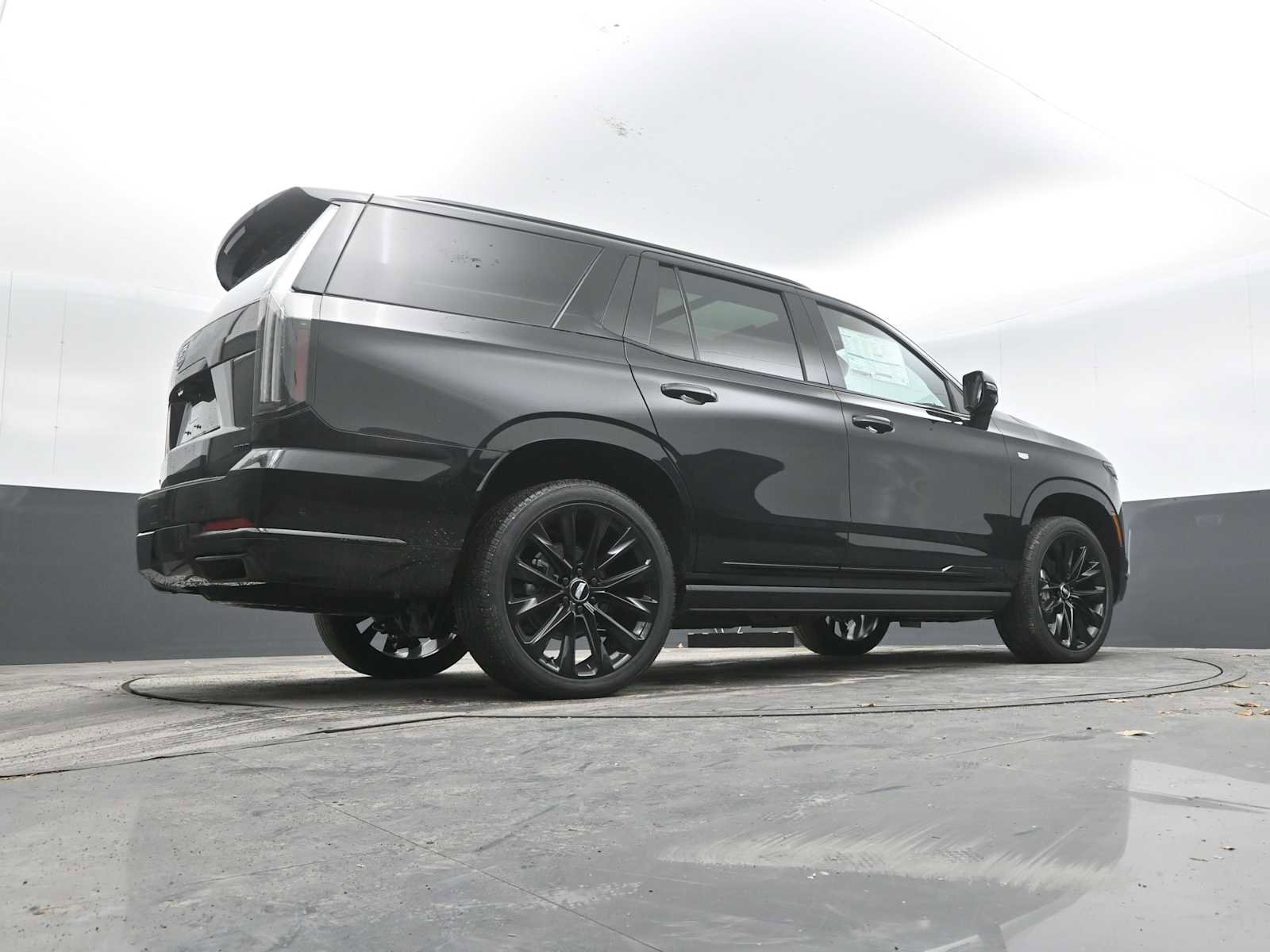 New 2026 Cadillac Escalade Platinum Sport w/ LPO, ONYX Package image 35