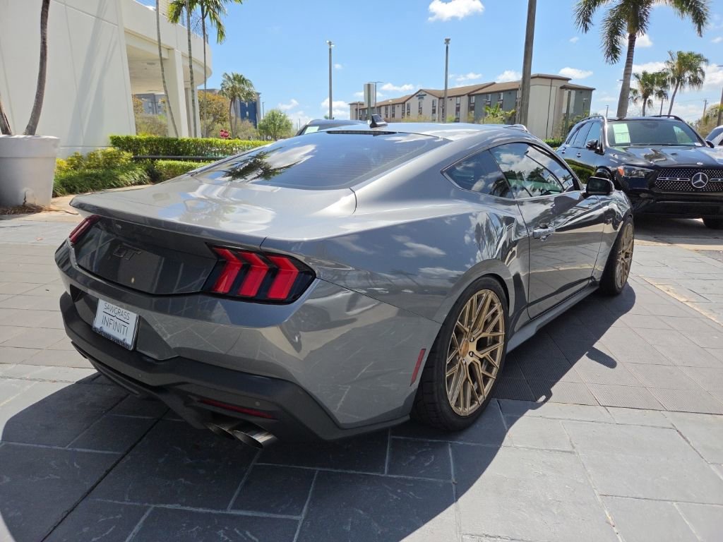 Used 2025 Ford Mustang GT Premium image 8