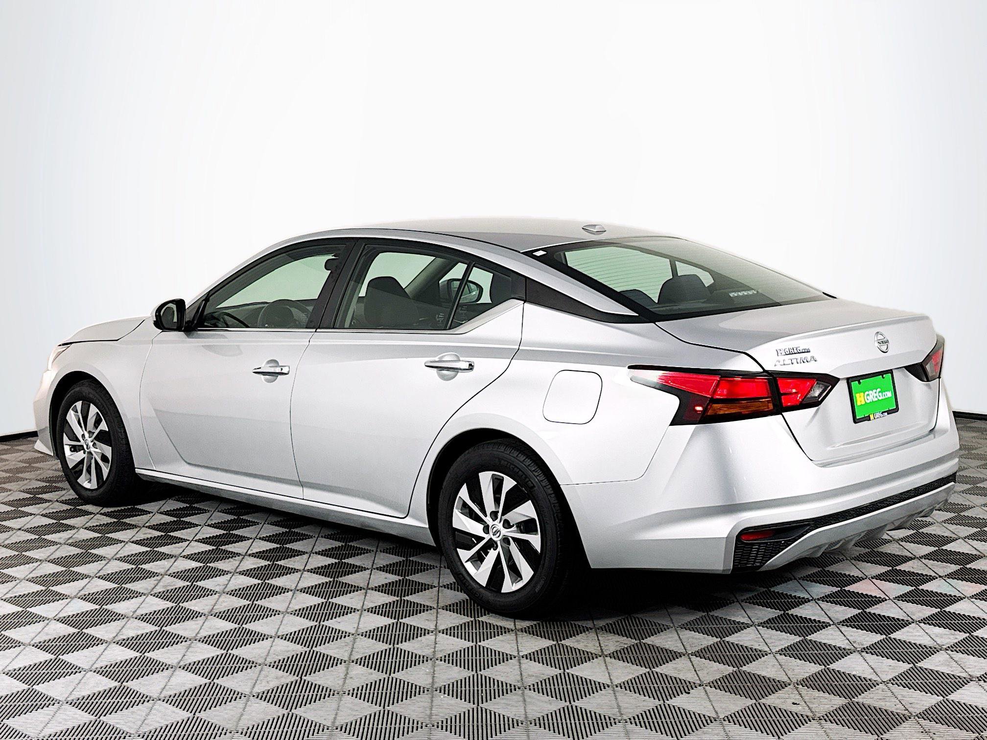 Used 2019 Nissan Altima 2.5 S FWD image 6