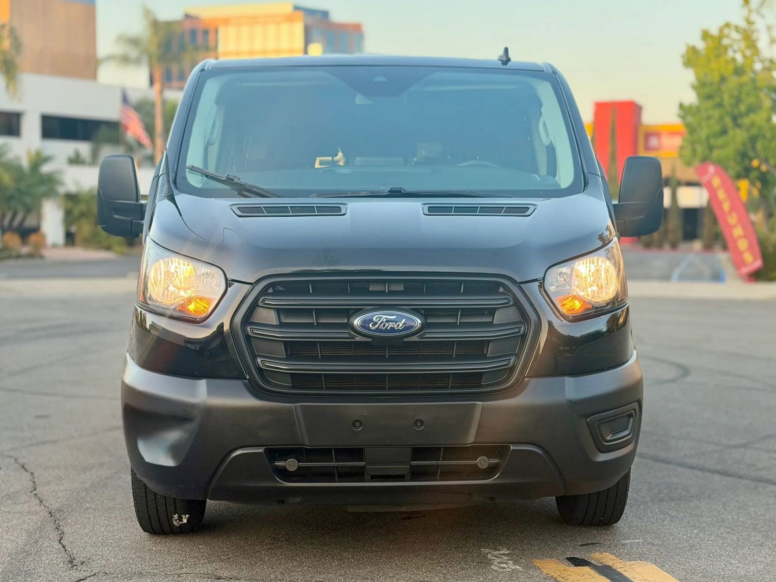 Used 2020 Ford Transit 350 XL RWD image 3