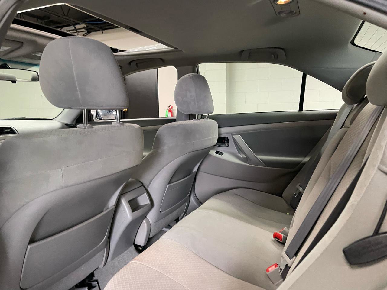 Used 2009 Toyota Camry LE FWD image 15