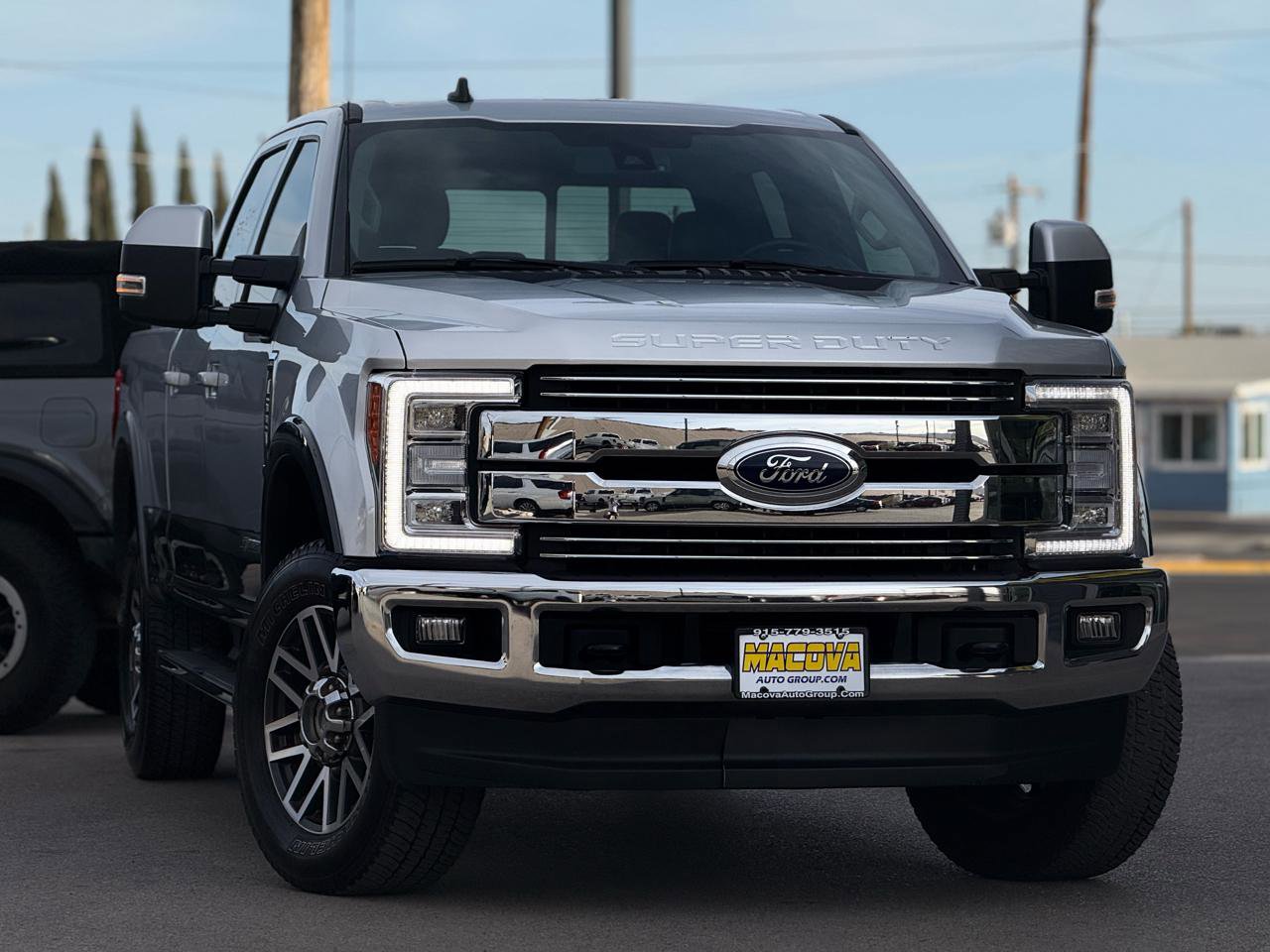 Used 2019 Ford F250 Lariat w/ Lariat Ultimate Package AWD/4WD image 2