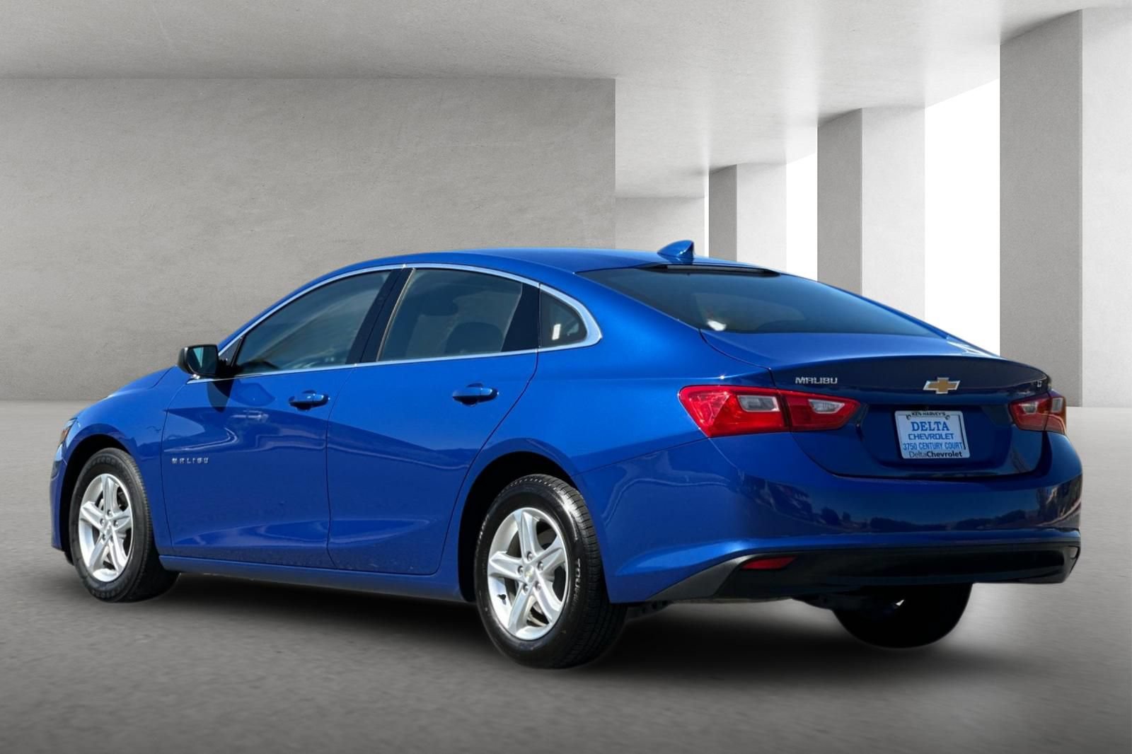 Used 2023 Chevrolet Malibu LT FWD image 6